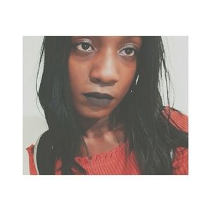 Meet your Posher, Delores